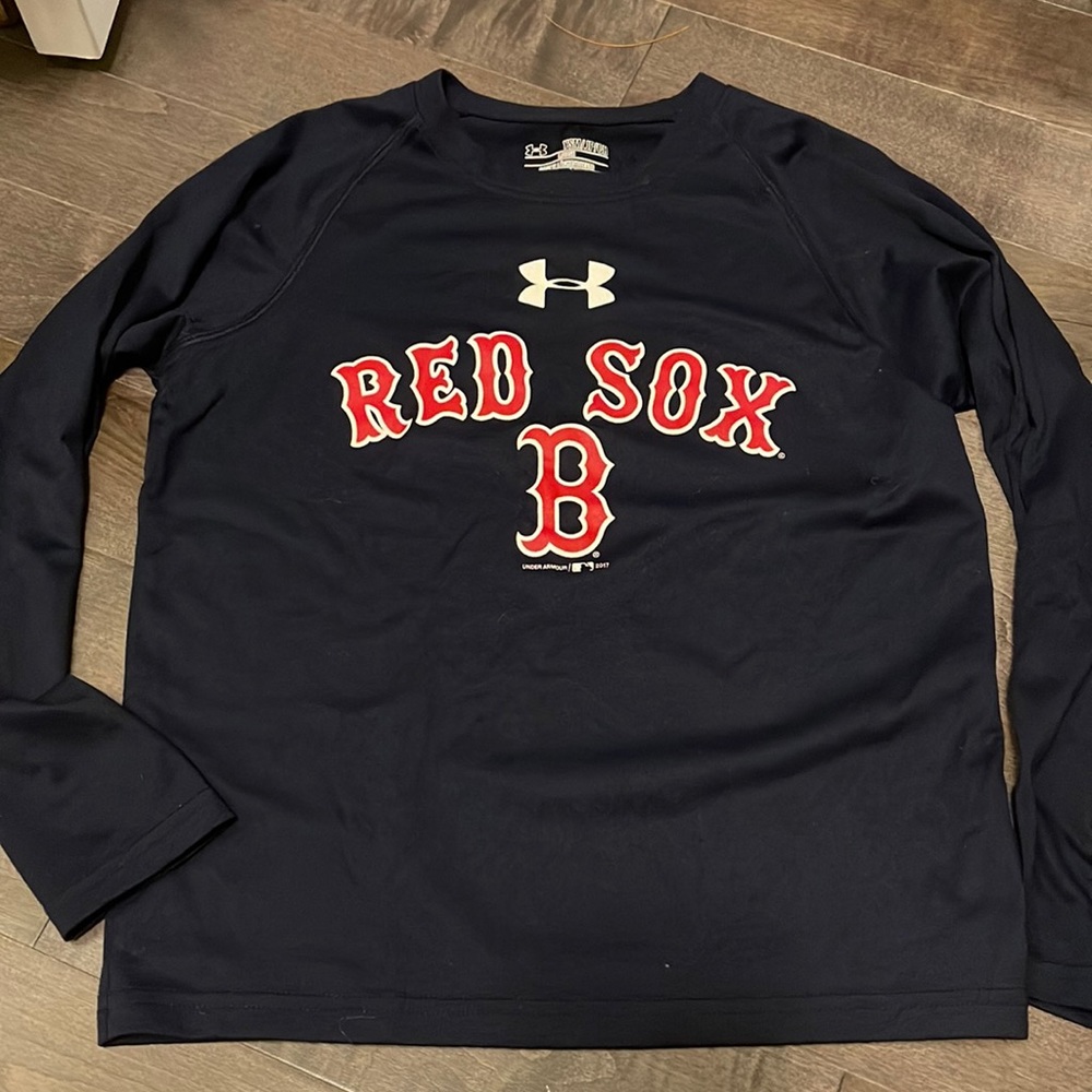 Youth Small Under Armour Boston Red Sox Long Lseeve